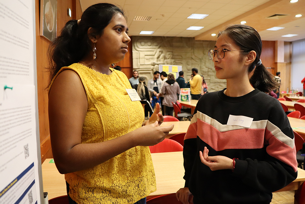 Rithi Ravindran, Jiahui Wang